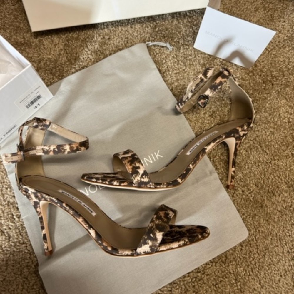 Manolo Blahnik Chaos 90mm Leopard Print Ankle Strap Sandal Heels - Never Worn